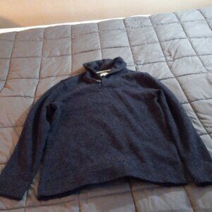 old navy sweater size 10-12 boys